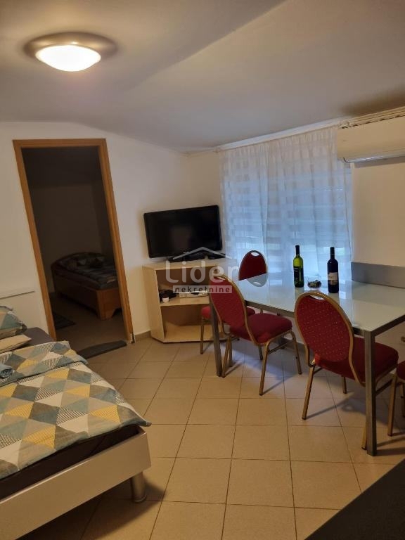 Apartma Crikvenica, 84m2