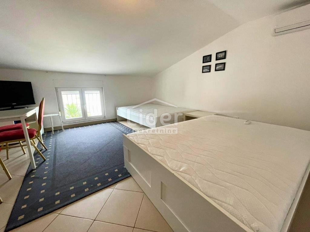 Apartma Crikvenica, 84m2