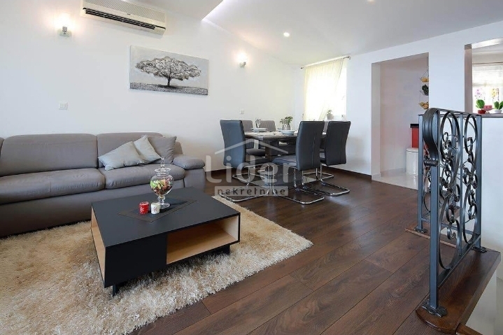 Stanovanje Ičići, 67m2