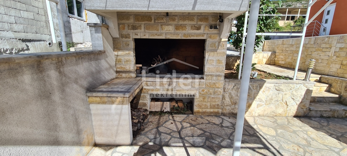 Hiša Kruševo, 220m2