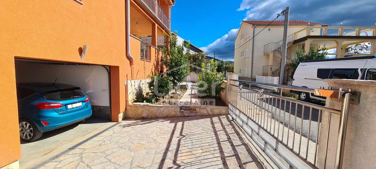 Hiša Kruševo, 220m2