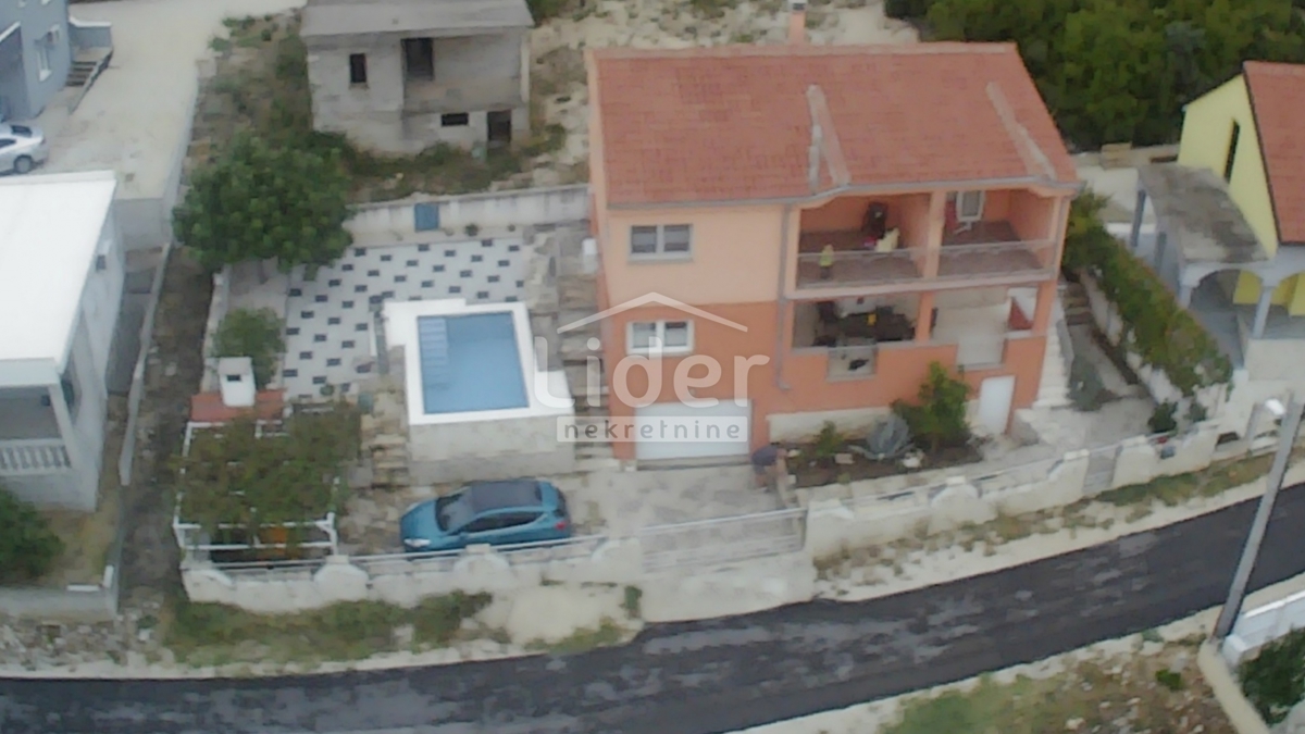 Hiša Kruševo, 220m2