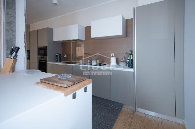 Stanovanje Opatija - Centar, 267m2