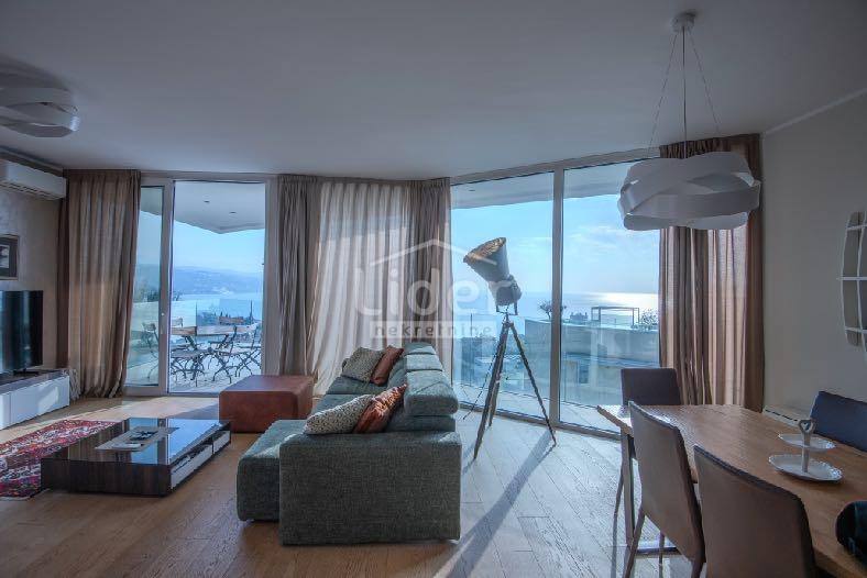 Stanovanje Opatija - Centar, 267m2