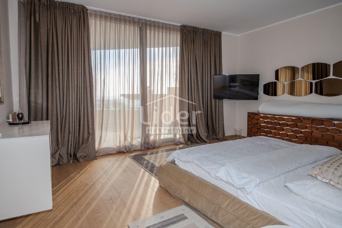 Stanovanje Opatija - Centar, 267m2