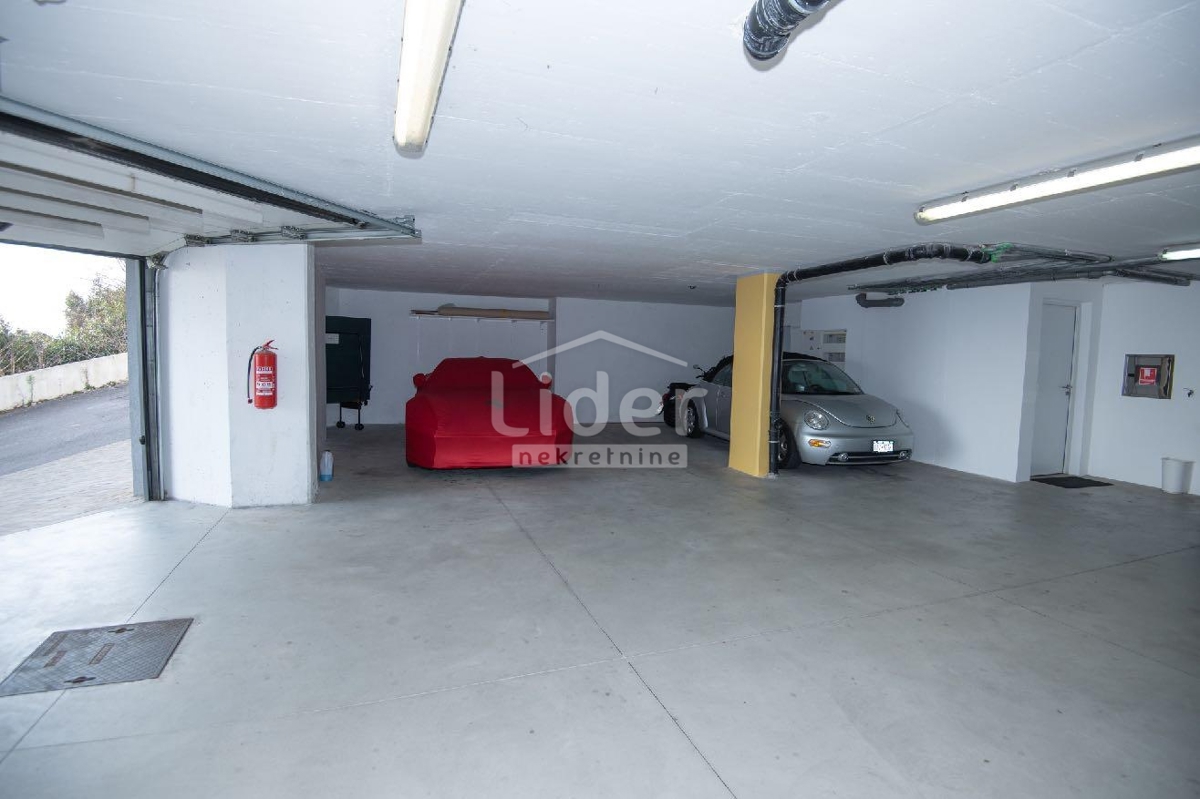 Stanovanje Opatija - Centar, 267m2