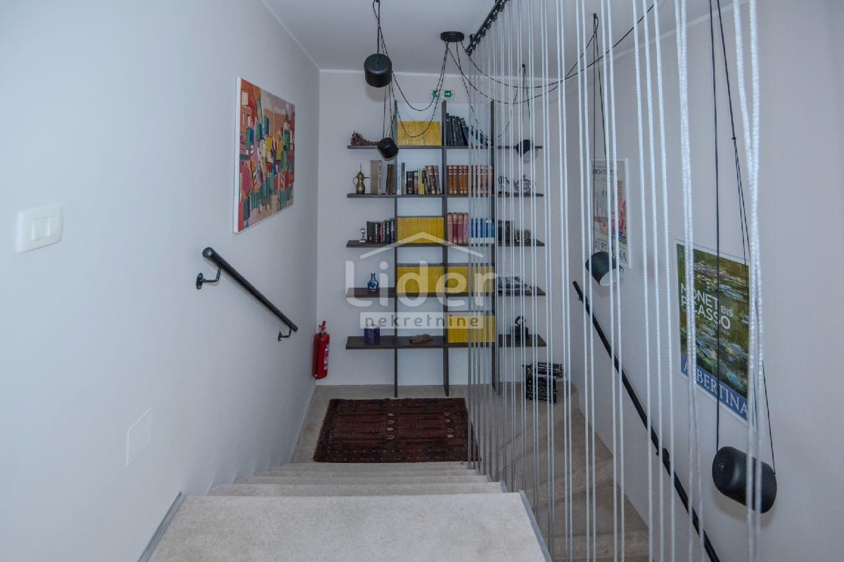 Stanovanje Opatija - Centar, 267m2