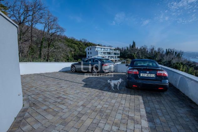 Stanovanje Opatija - Centar, 267m2