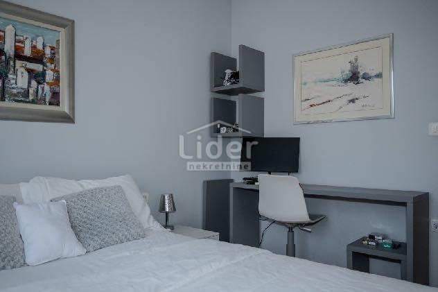 Stanovanje Opatija - Centar, 267m2