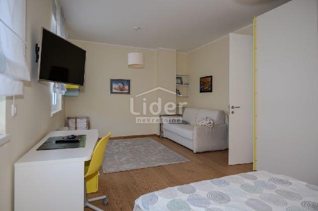 Stanovanje Opatija - Centar, 267m2