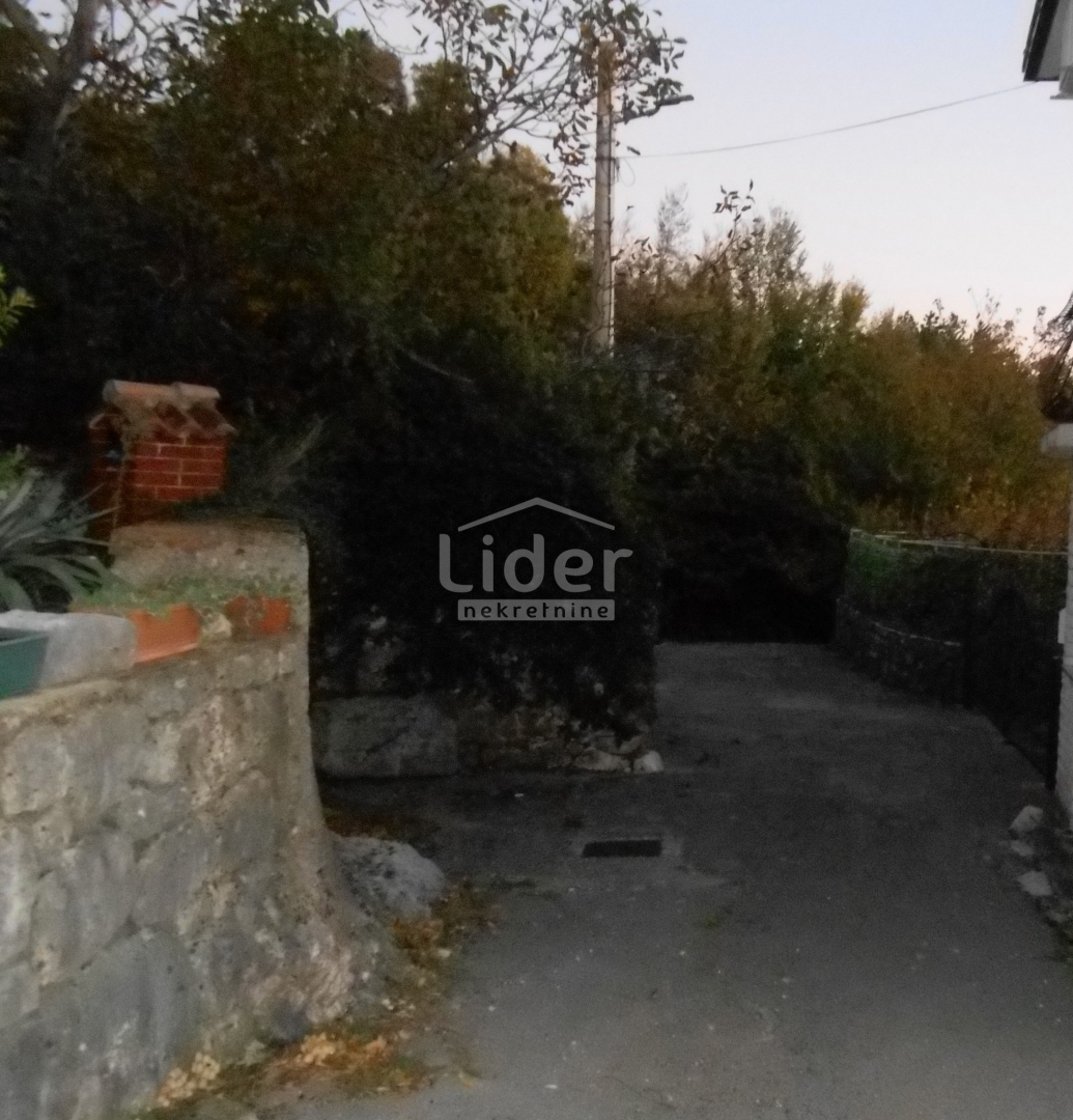 Hiša Grižane-Belgrad, 300m2