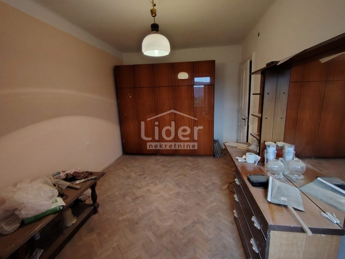 Hiša Grižane-Belgrad, 300m2