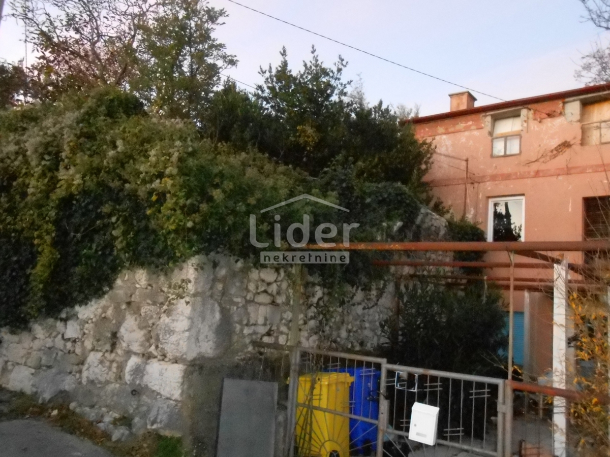 Hiša Grižane-Belgrad, 300m2