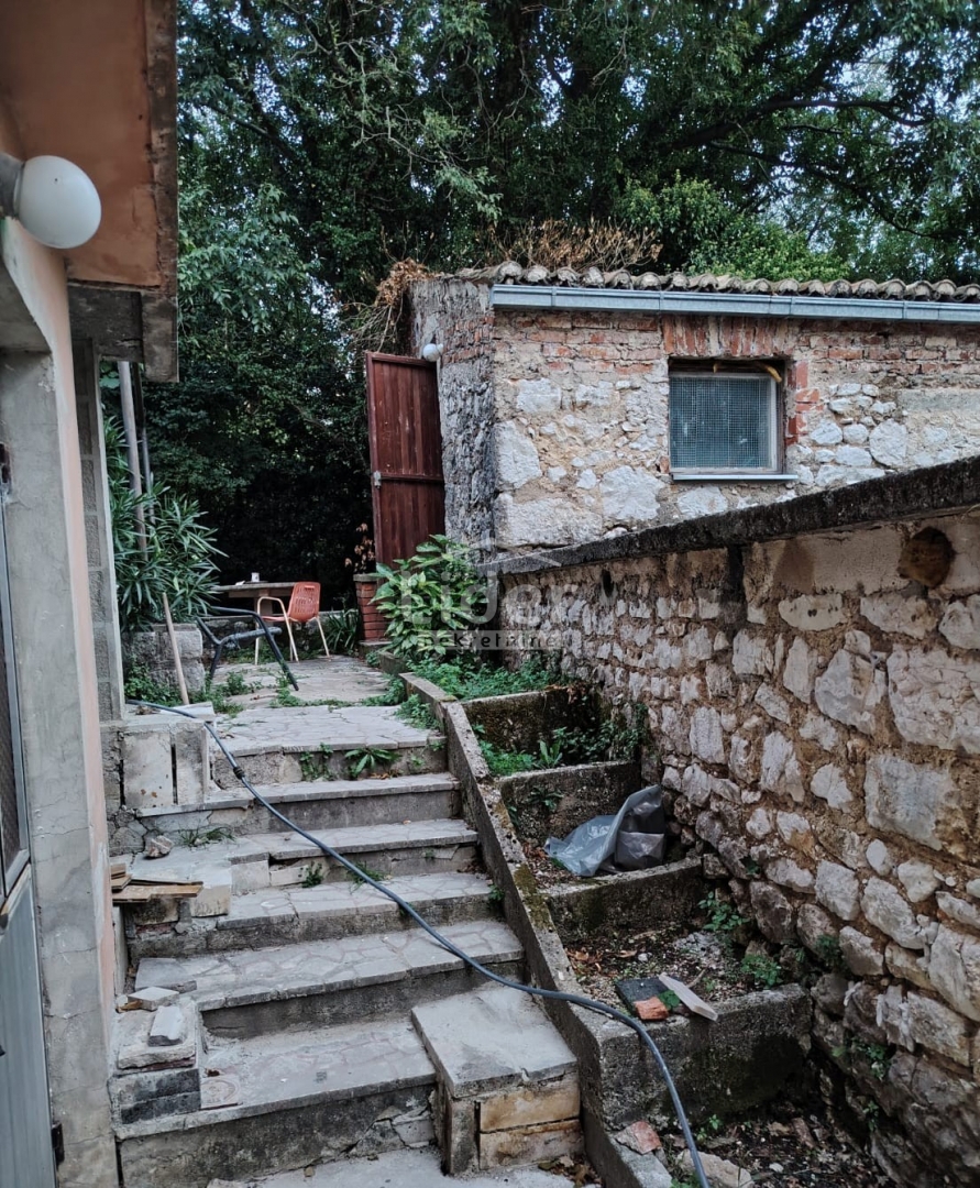 Hiša Grižane-Belgrad, 300m2