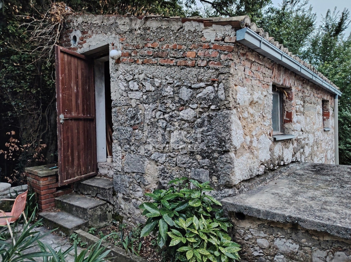 Hiša Grižane-Belgrad, 300m2