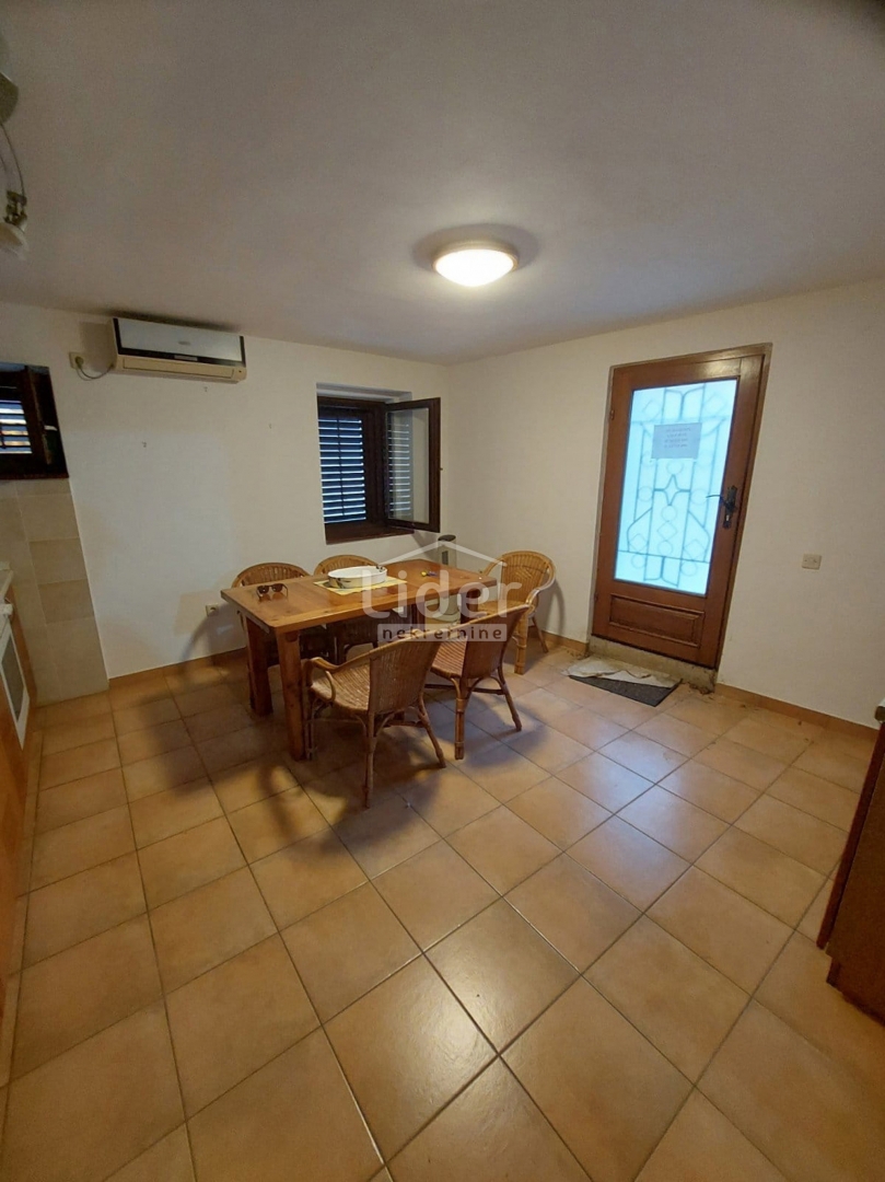 Hiša Omišalj, 152m2