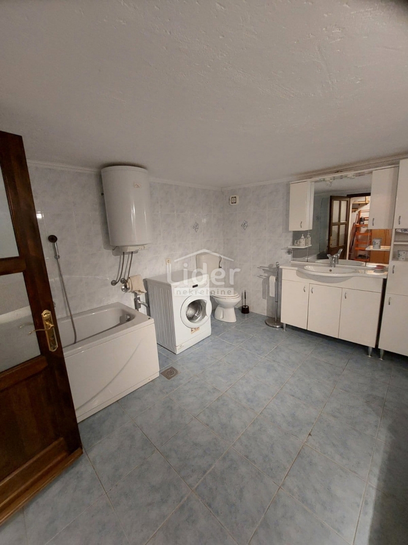 Hiša Omišalj, 152m2