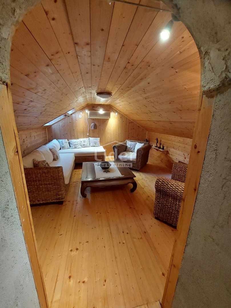 Hiša Omišalj, 152m2