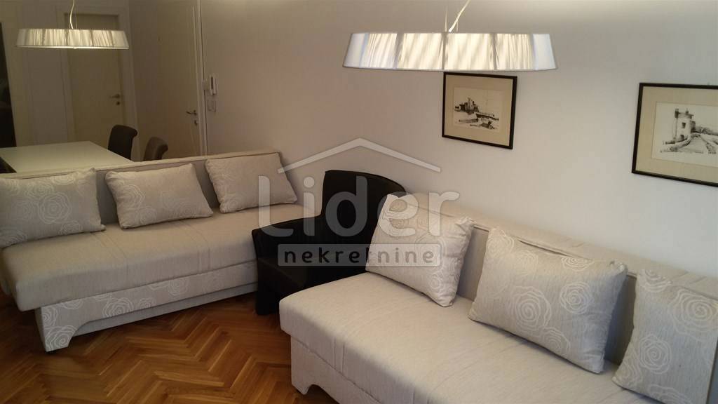 Stanovanje Centar, 60m2