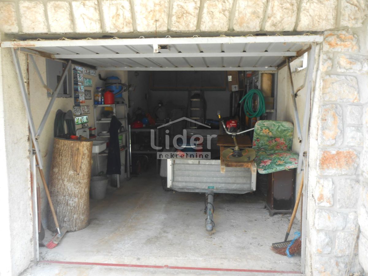 Hiša Bunica-biličevica, 170m2