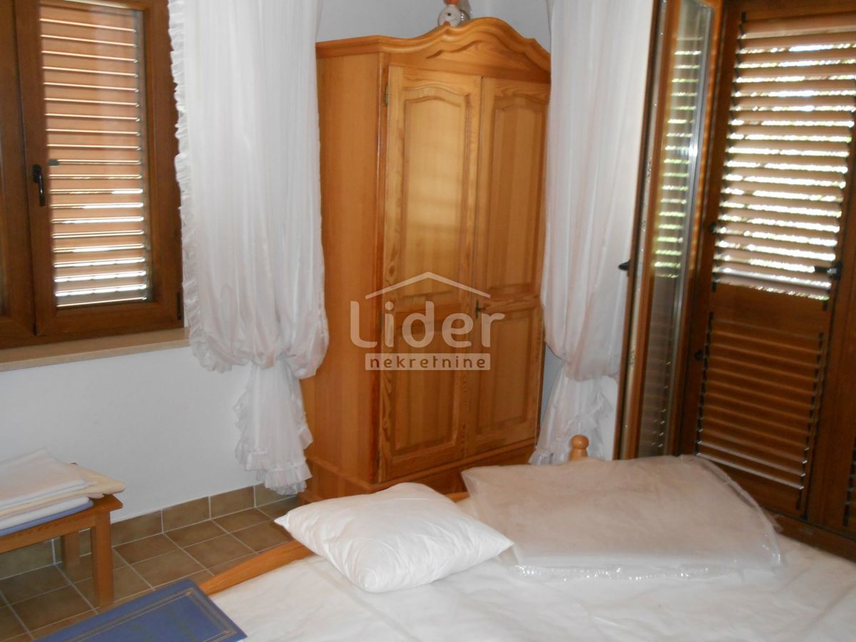 Hiša Bunica-biličevica, 170m2