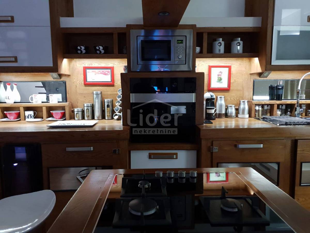 Stanovanje Belveder, 165m2