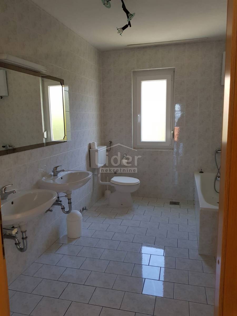 Hiša Dramalj, 368m2