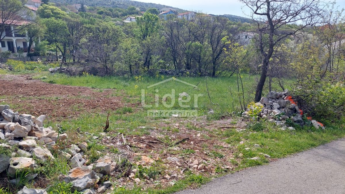 Zemljišče Klenovica, 365m2