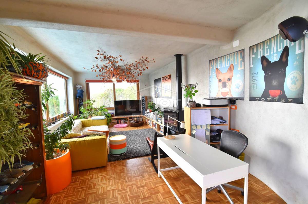 Hiša Kostrena Sveta Lucija, 250m2