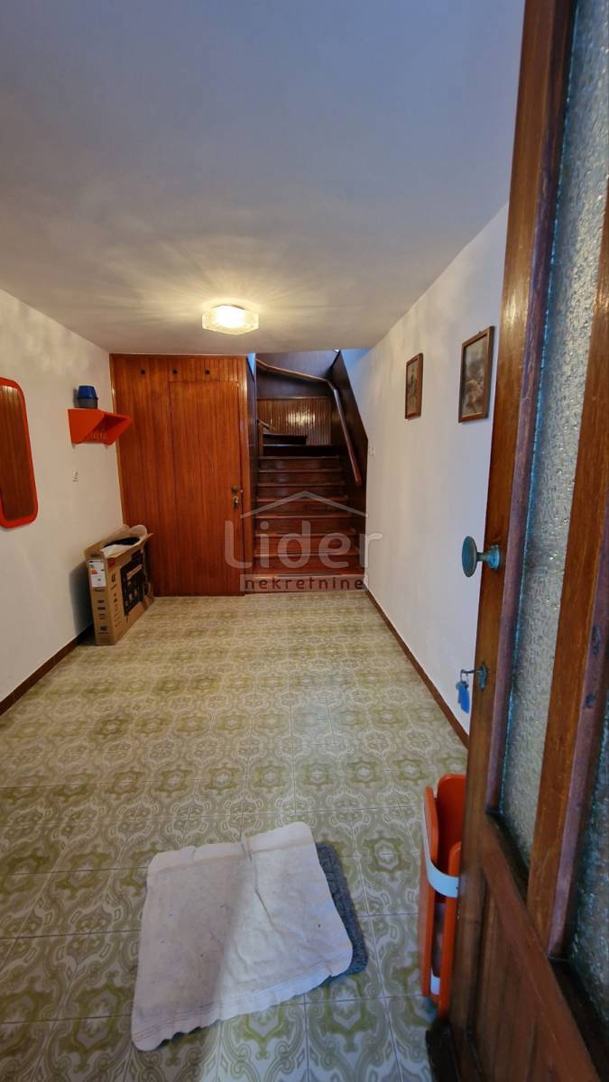 Hiša Mali Lošinj, 356m2