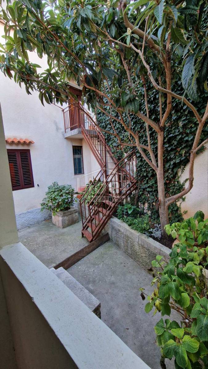 Hiša Mali Lošinj, 356m2