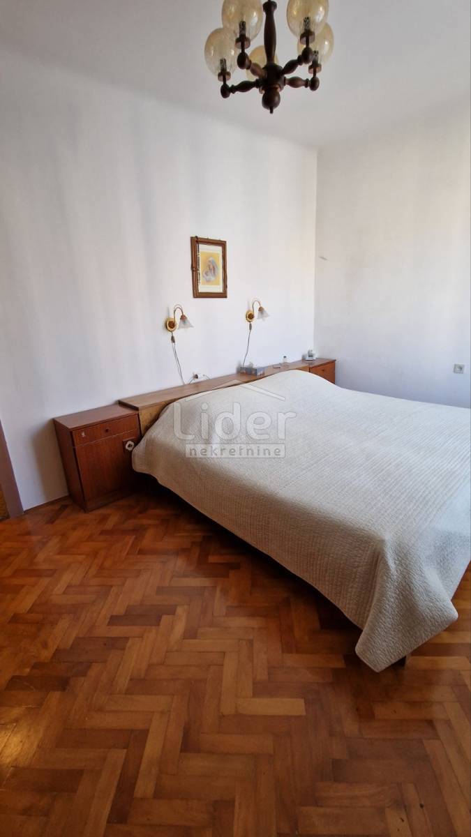 Hiša Mali Lošinj, 356m2