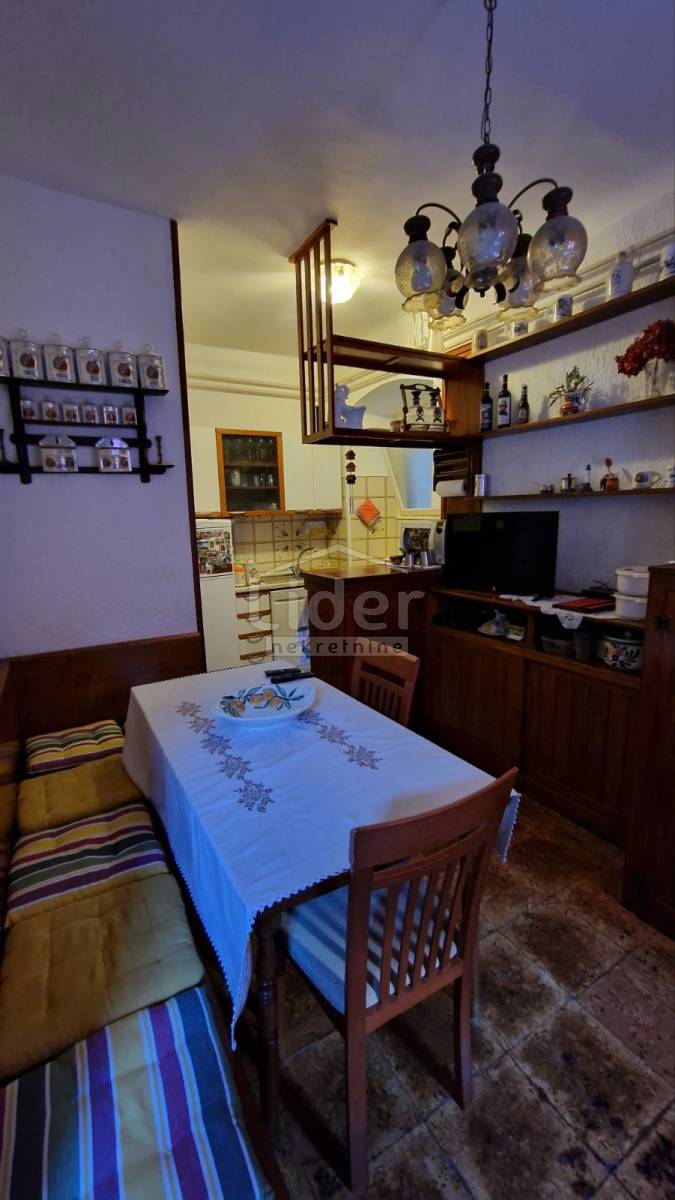 Hiša Mali Lošinj, 356m2