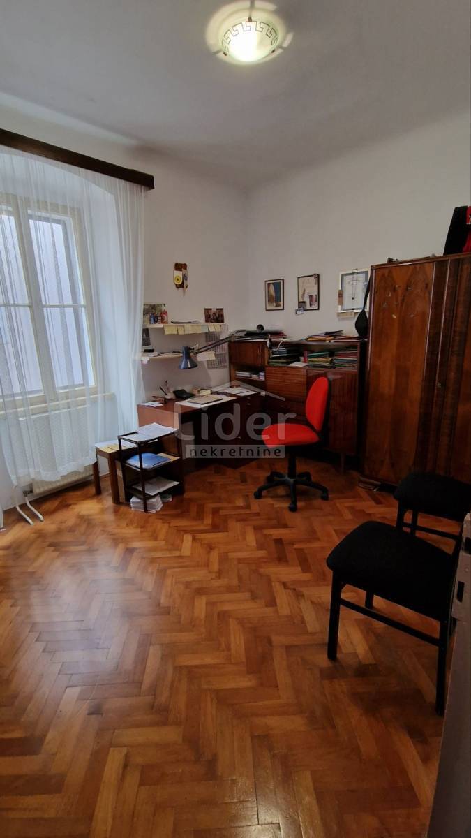 Hiša Mali Lošinj, 356m2