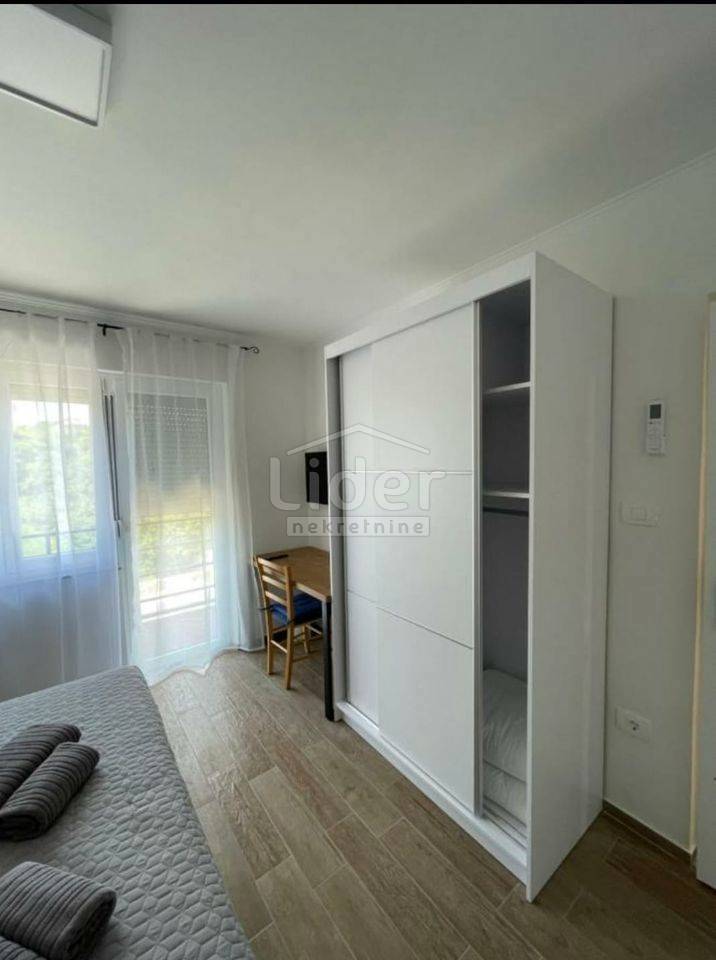 Hiša Plomin Luka, 270m2