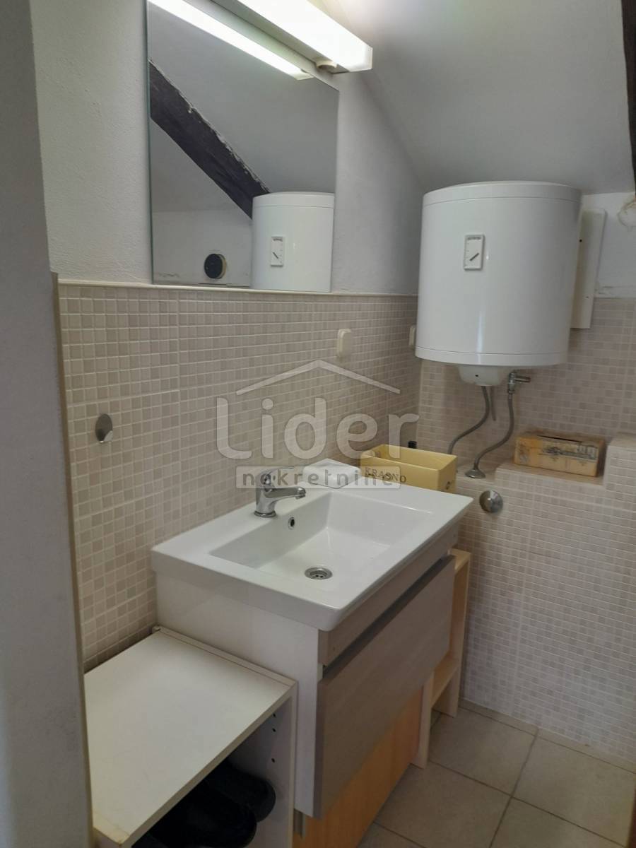 Hiša Mali Lošinj, 260m2