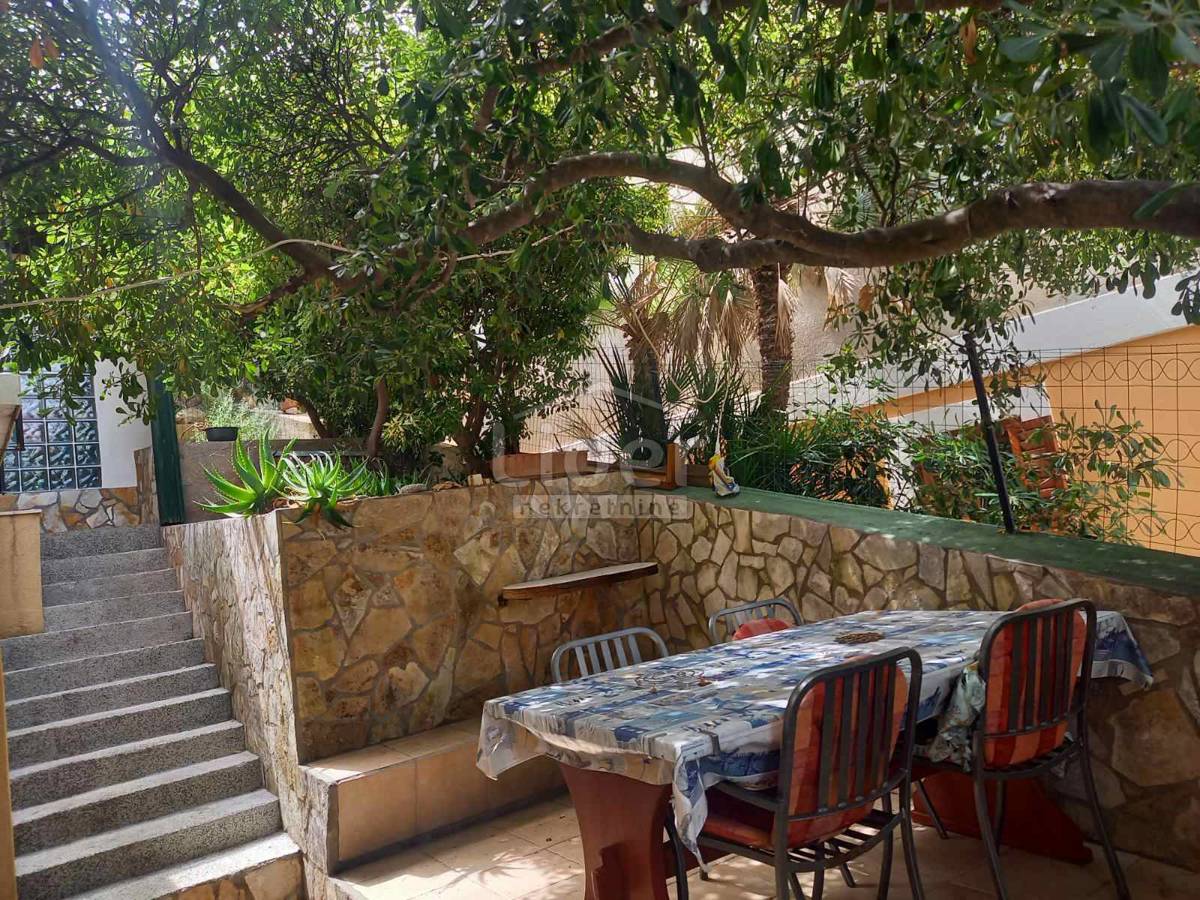 Hiša Mali Lošinj, 260m2