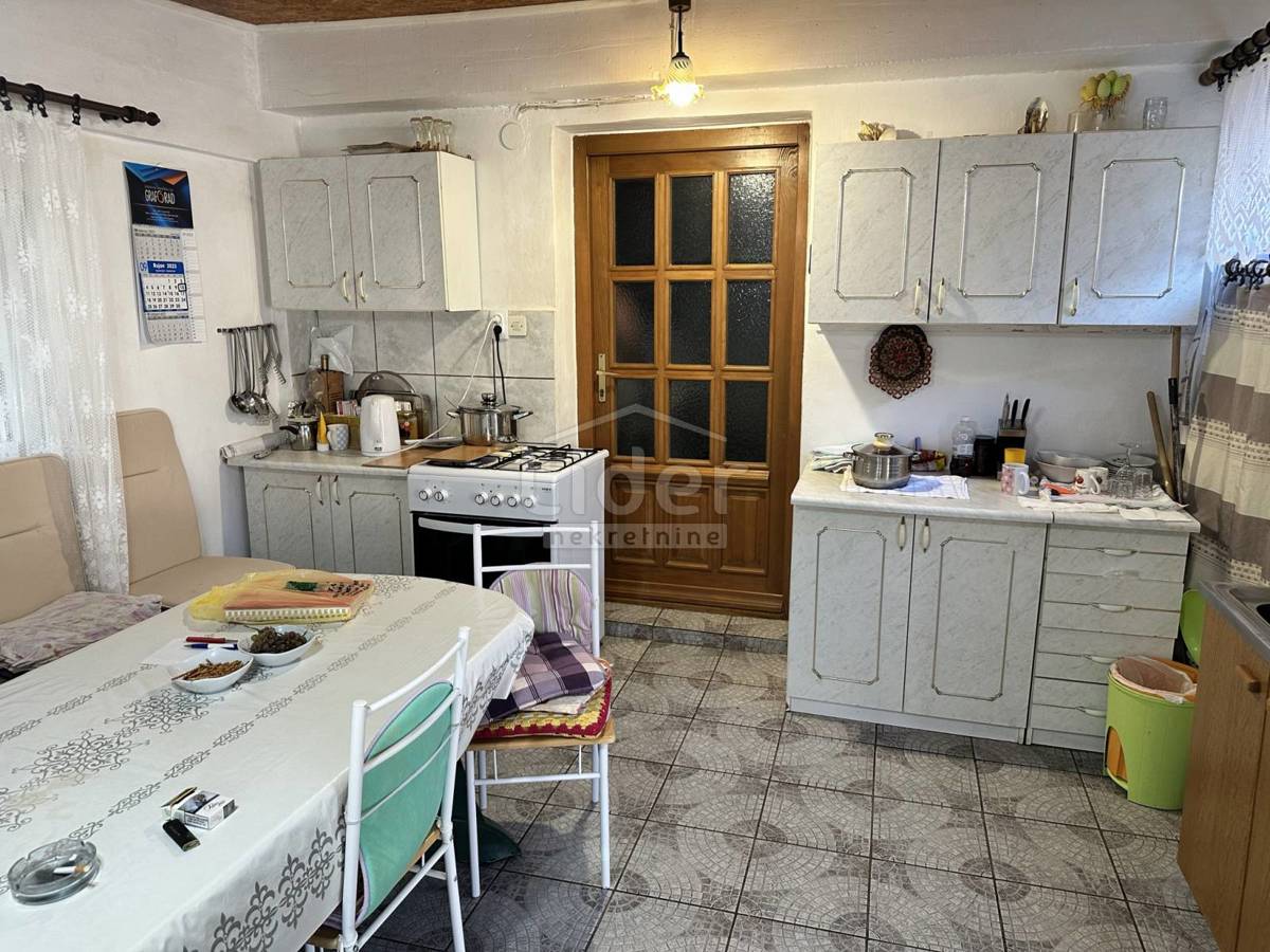 Hiša Kruševo, 187m2