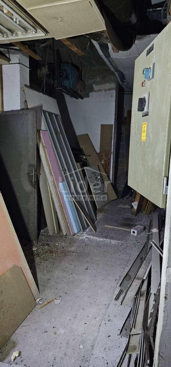 Poslovni prostor Podmurvice, 184m2