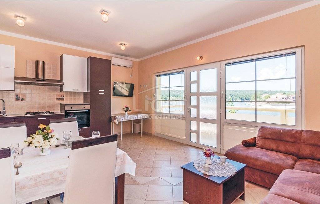 Hiša Kruševo, 353m2