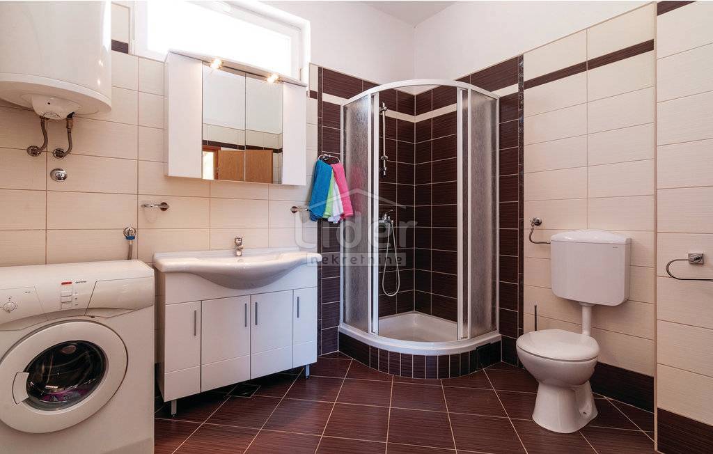 Hiša Kruševo, 353m2