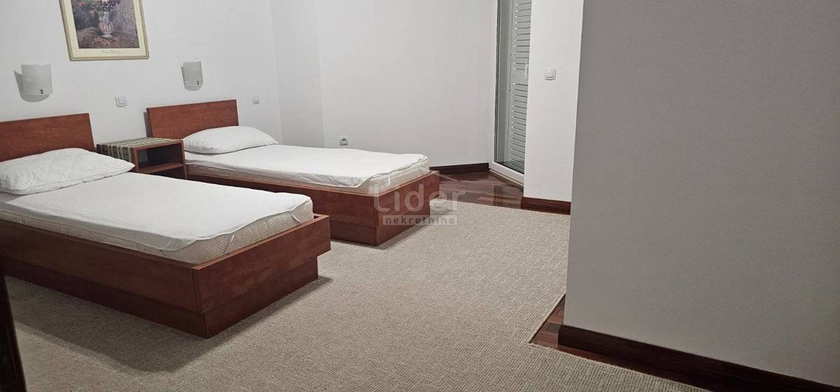 Apartma Novalja, 97m2