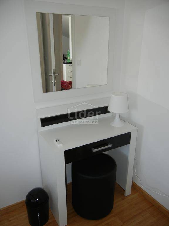 Stanovanje Novalja, 100m2