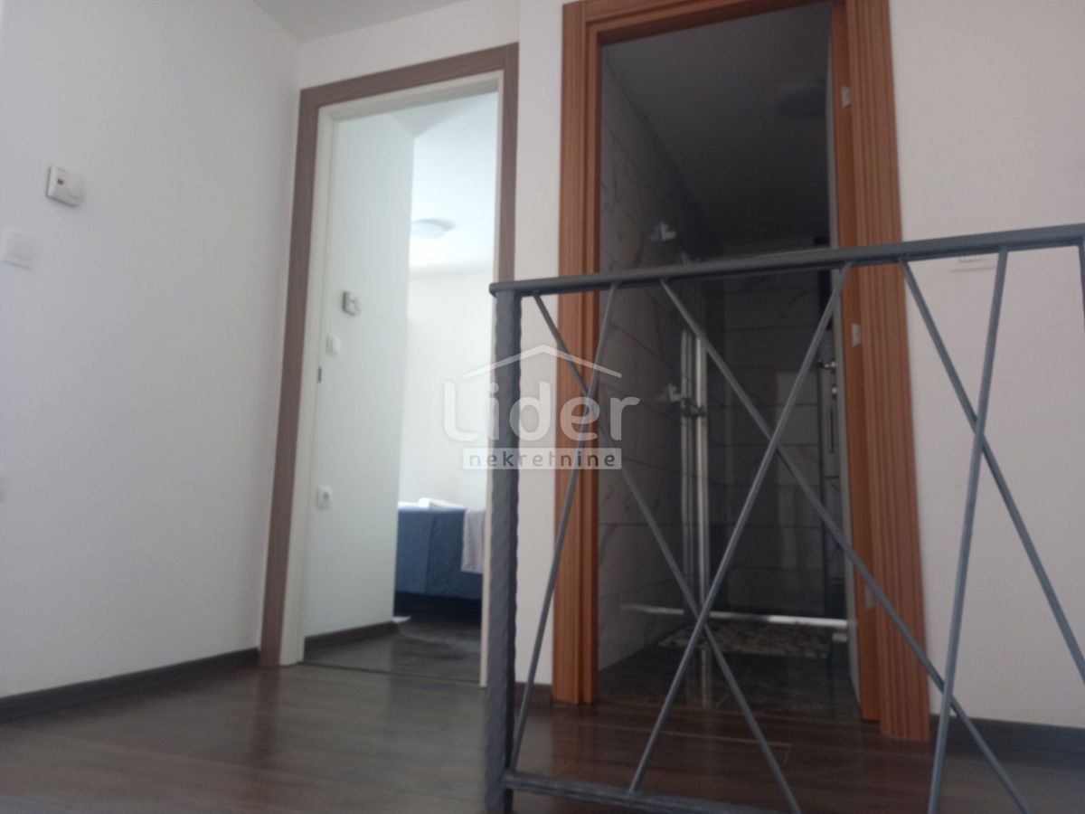 Hiša Jušići, 330m2