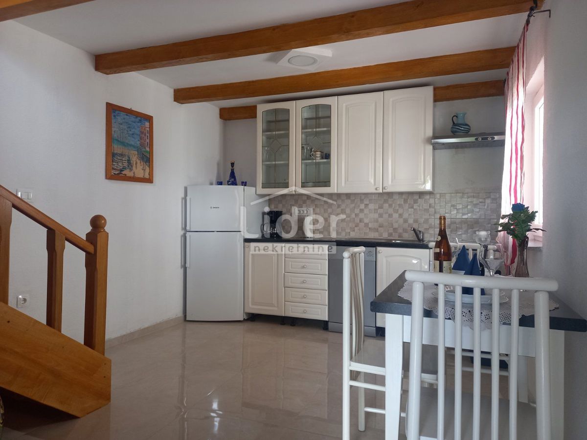 Hiša Jušići, 330m2