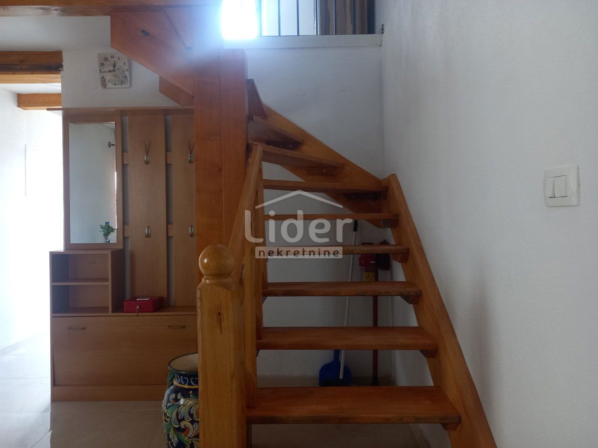 Hiša Jušići, 330m2