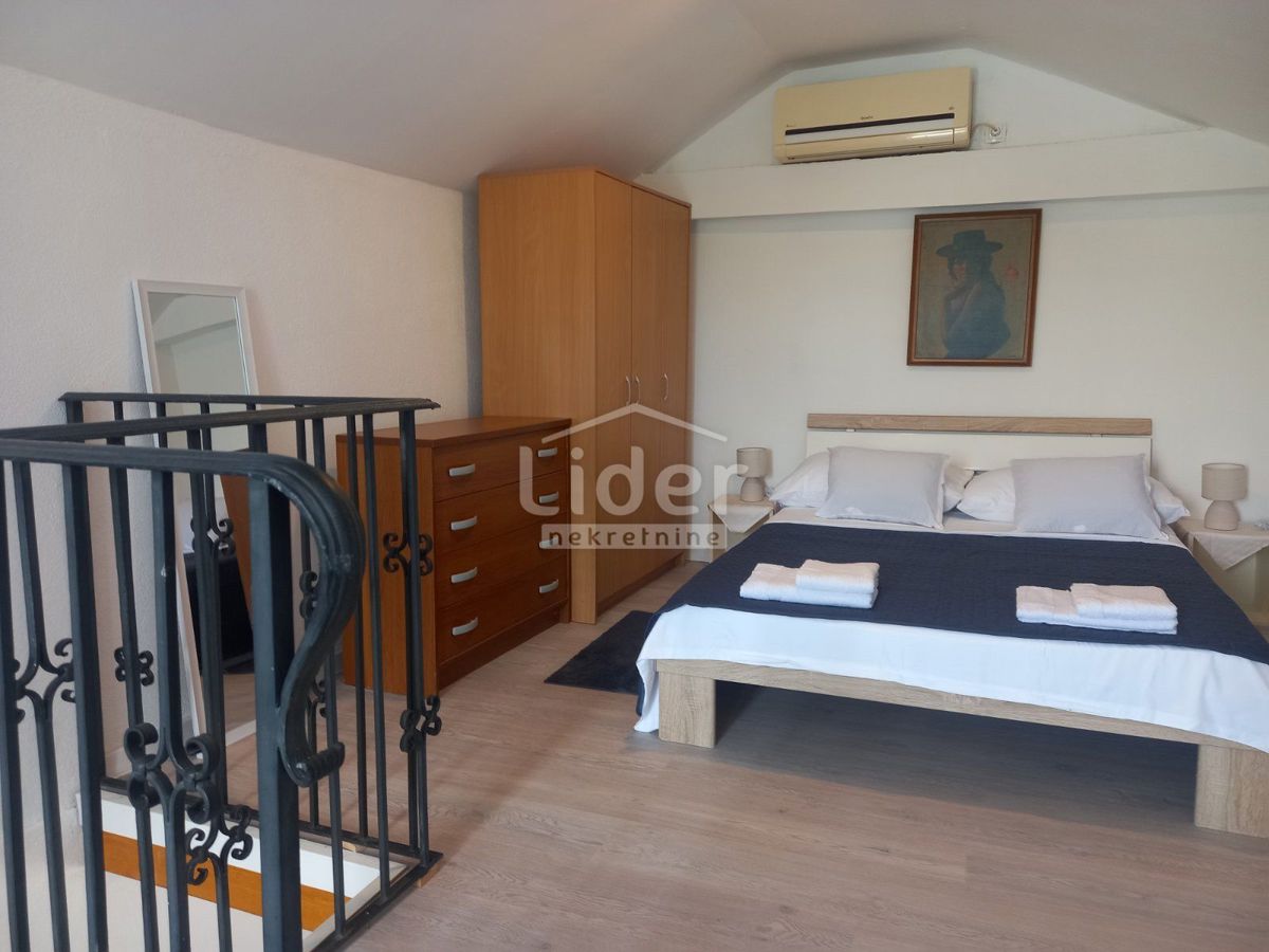 Hiša Jušići, 330m2