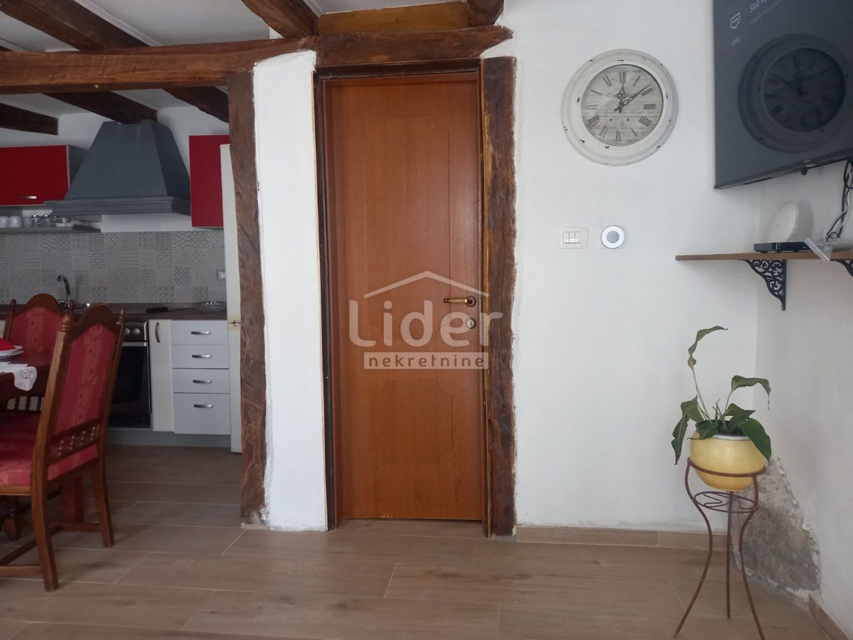 Hiša Jušići, 330m2