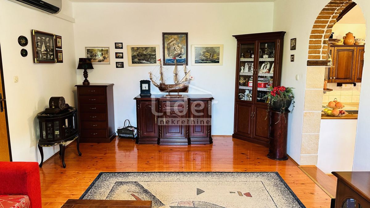 Hiša Kruševo, 230m2