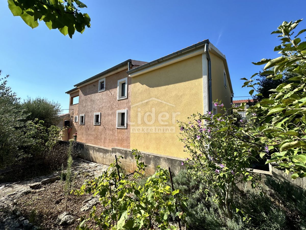 Hiša Kruševo, 230m2